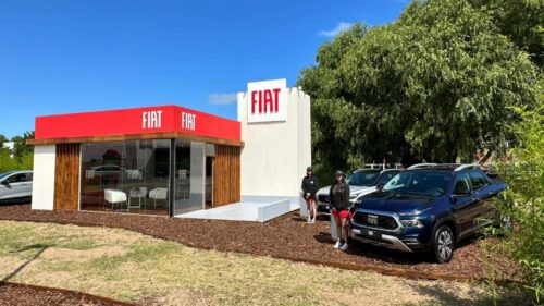 Summer Car Show: se inauguró el “salón del automóvil” de Stellantis en la Costa